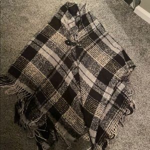 Women’s poncho